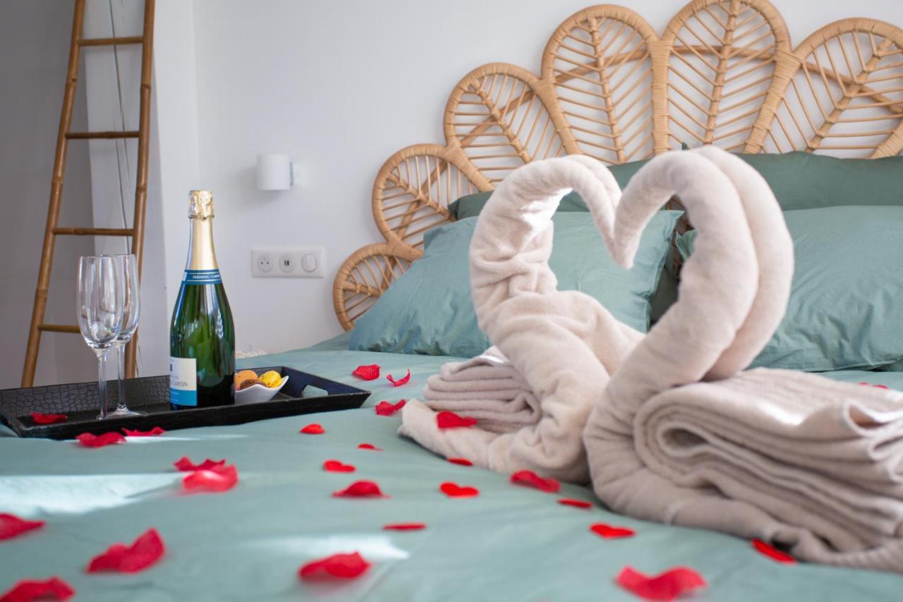 Lovina Chambre De Charme Avec Jaccuzi Velaux Екстер'єр фото