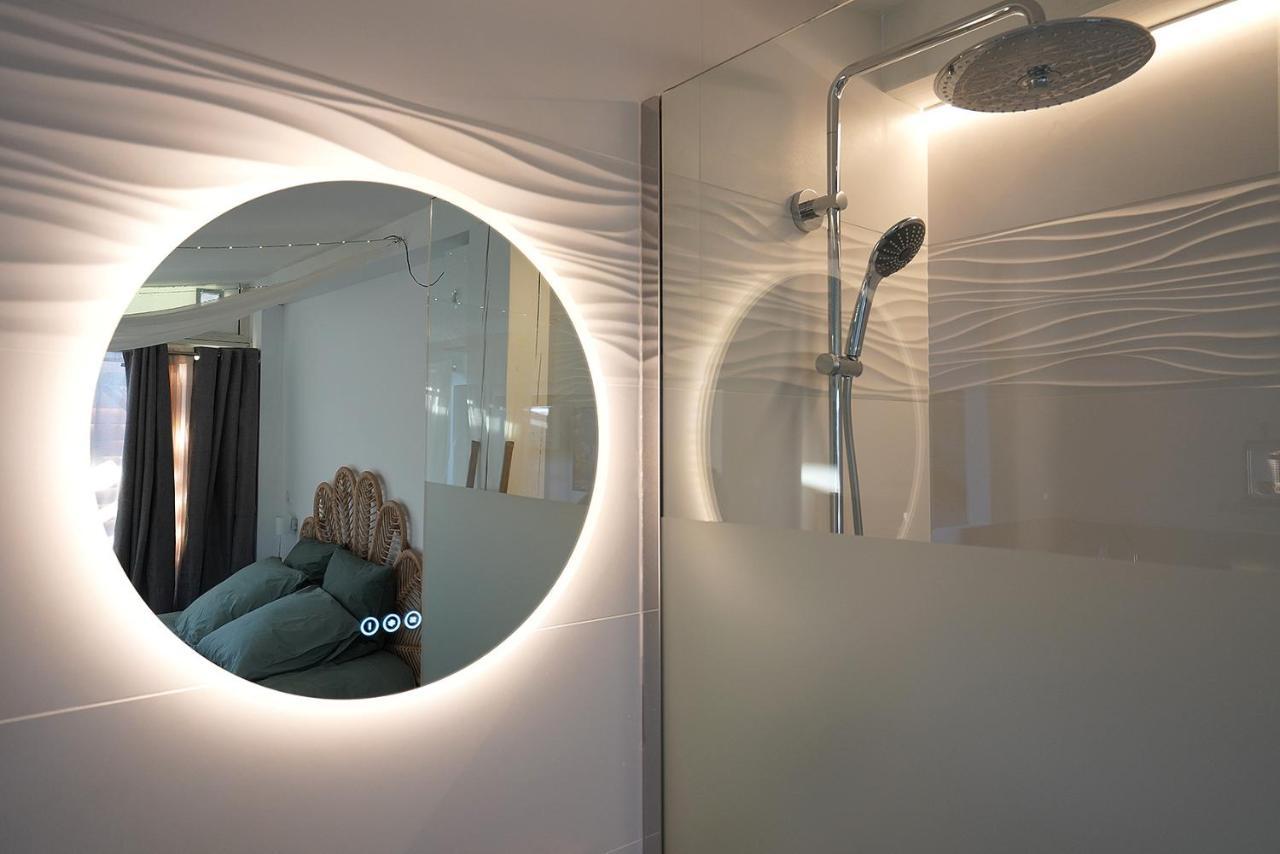 Lovina Chambre De Charme Avec Jaccuzi Velaux Екстер'єр фото